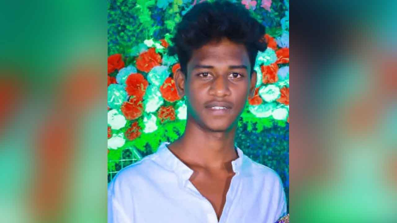 Siricilla | అమ్మాయికి న్యూ ఇయర్ విషెస్ చెప్పాడని విద్యార్థిపై దాడి.. మనస్తాపంతో ఆత్మహత్య