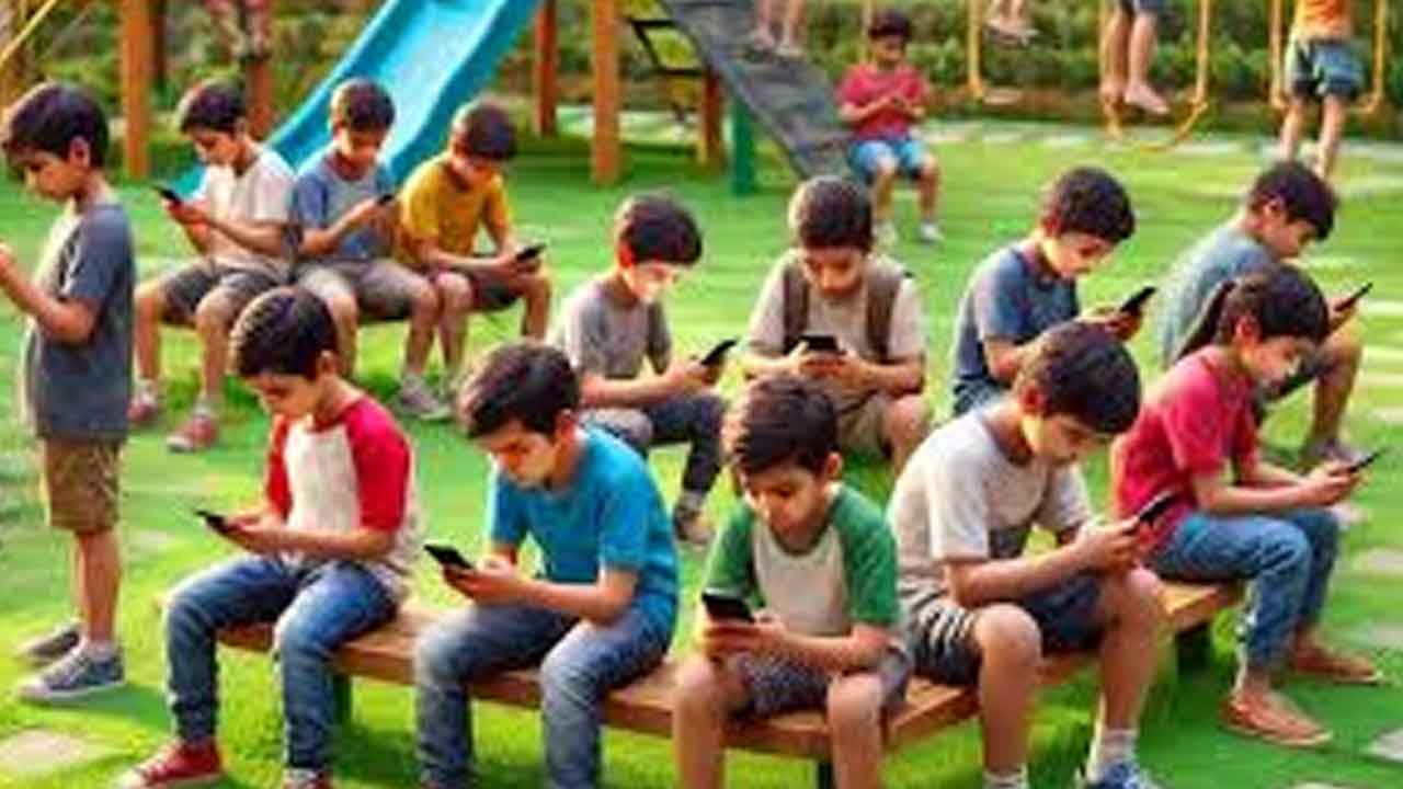 Karnataka | 16 ఏళ్లలోపు పిల్లలు సోషల్ మీడియా వాడకంపై నిషేధం.. కర్ణాటక ప్రభుత్వం నిర్ణయం