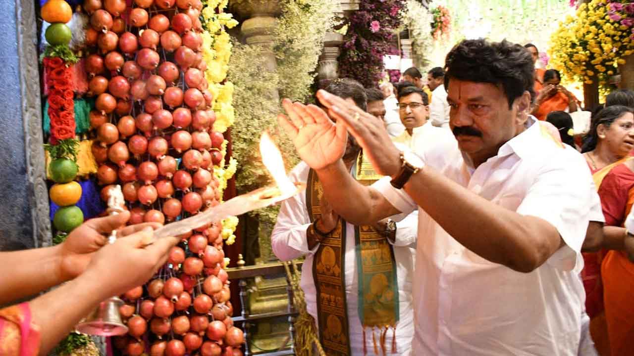 Swarnagiri | స్వర్ణగిరి వెంకటేశ్వర స్వామిని దర్శించుకున్న ఎమ్మెల్యే తలసాని