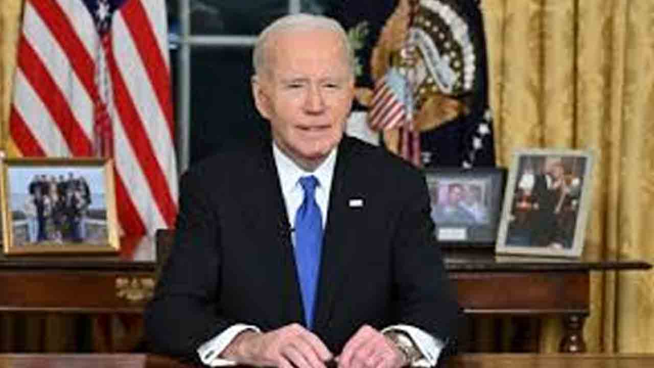 సంపన్నుల గుప్పిట్లోకి అమెరికా: బైడెన్‌