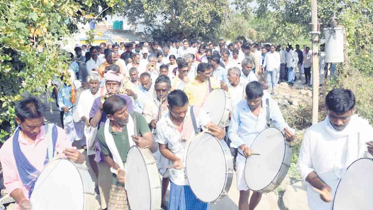 పరిపాలన సౌలభ్యం కోసమే మండలాలు