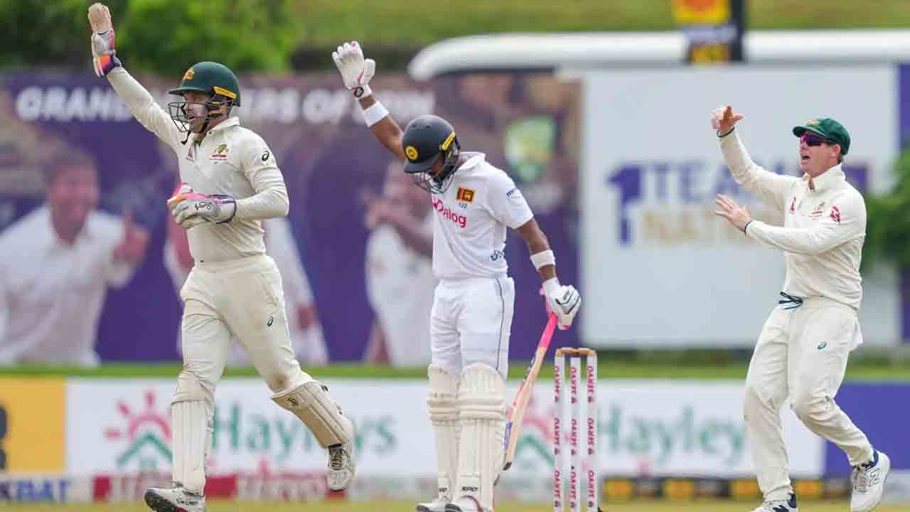 లంక తడబాటు