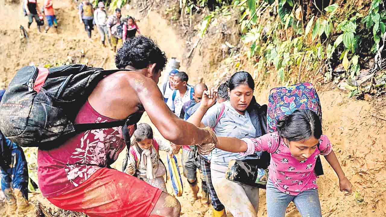 Darien Gap | డేంజరస్ డారియన్ గ్యాప్.. అగ్రదేశం వెళ్లేందుకు వలసదారుల దొడ్డిదారి