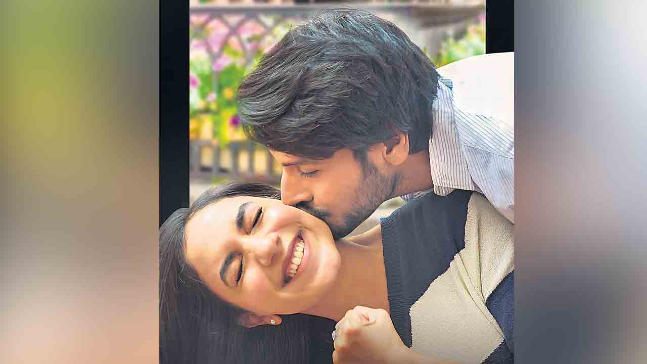 Sundeep Kishan | ఫ్లడ్‌ లైటల్లే వచ్చావే బేబీ నువ్వే.. అంటున్న సందీప్‌ కిషన్‌