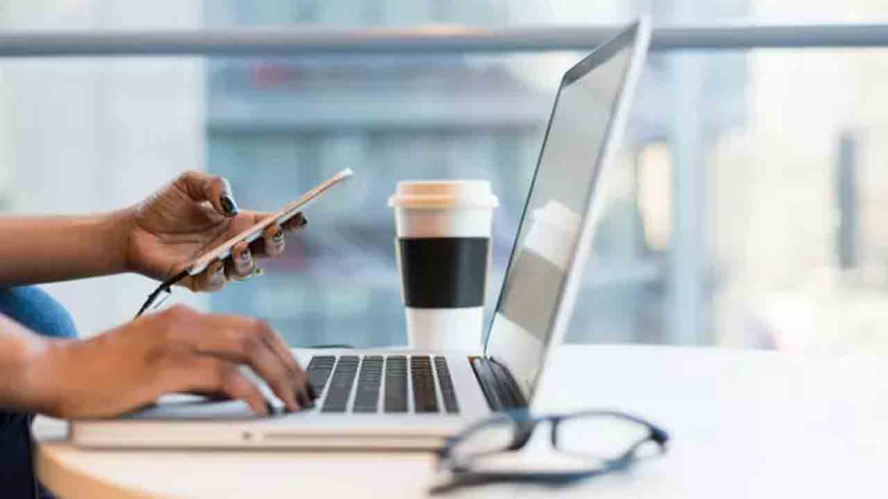 7 అయ్యిందా? పని ఆపేయ్