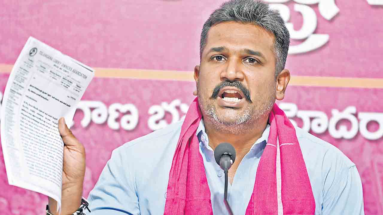 రేవంత్‌ పాలనలో ఇసుక అక్రమ దందా