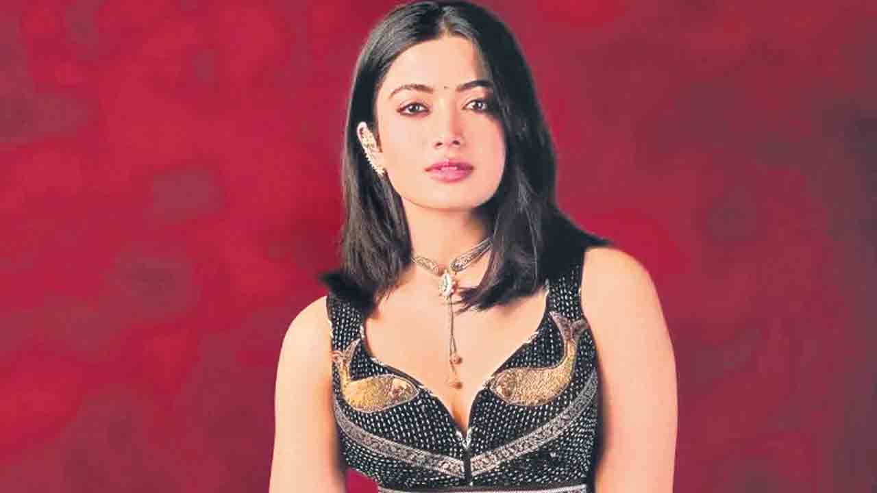 తెలియని శక్తి నడిపిస్తుంది!