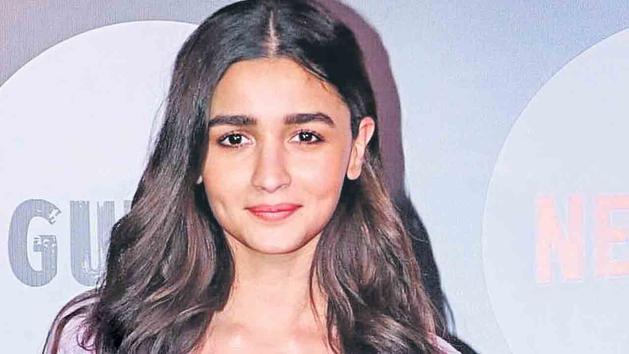 ఫౌజీలో యువరాణిగా?