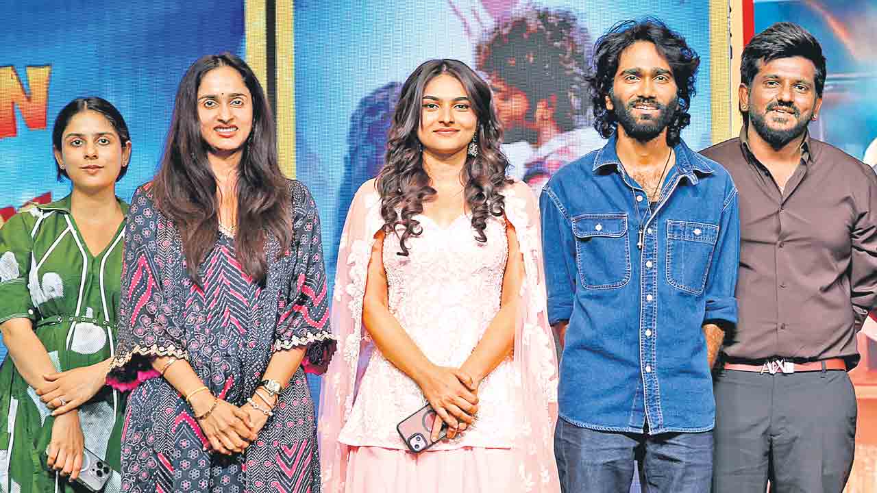 వినోదంతో కూడిన ‘రిటర్న్‌ ఆఫ్‌ ది డ్రాగన్‌’