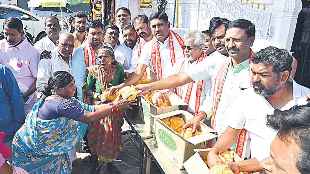 పండుగలా పుట్టిన రోజు