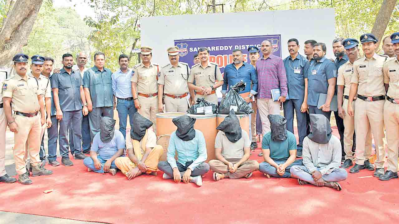 అంతర్రాష్ట్ర దొంగల ముఠా అరెస్ట్‌