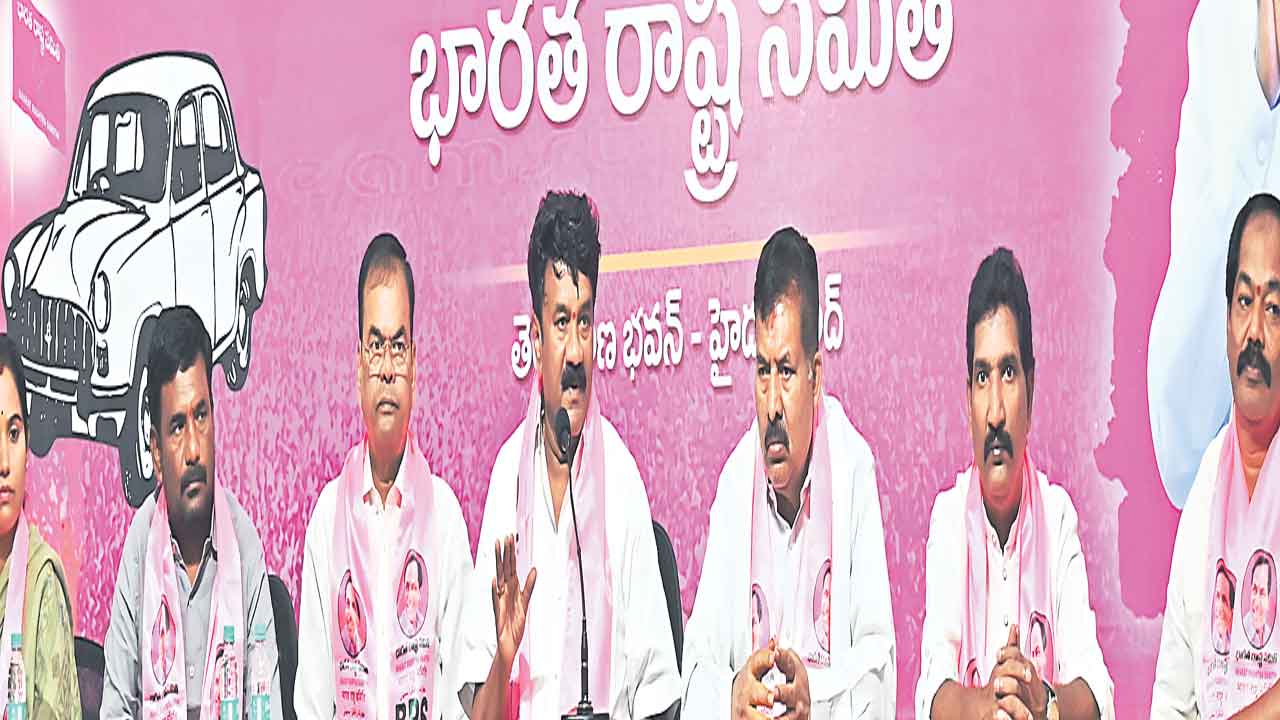 కేసీఆర్‌ బర్త్‌ డే ఘనంగా నిర్వహిస్తం