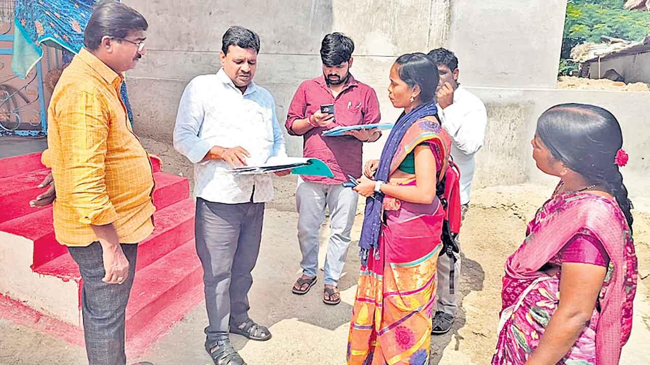 Telangana | గందరగోళంగా కులగణన రీసర్వే.. ఆ నివేదికను పట్టించుకుంటారా? లేదా?