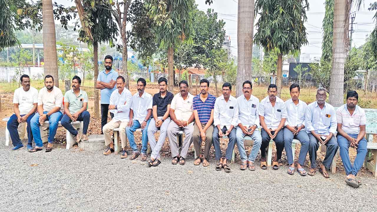 Sathupalli | సత్తుపల్లిలో రోజంతా హైటెన్షన్‌.. కాంగ్రెస్‌-బీఆర్‌ఎస్‌ నేతల సవాళ్లు, ప్రతి సవాళ్లు