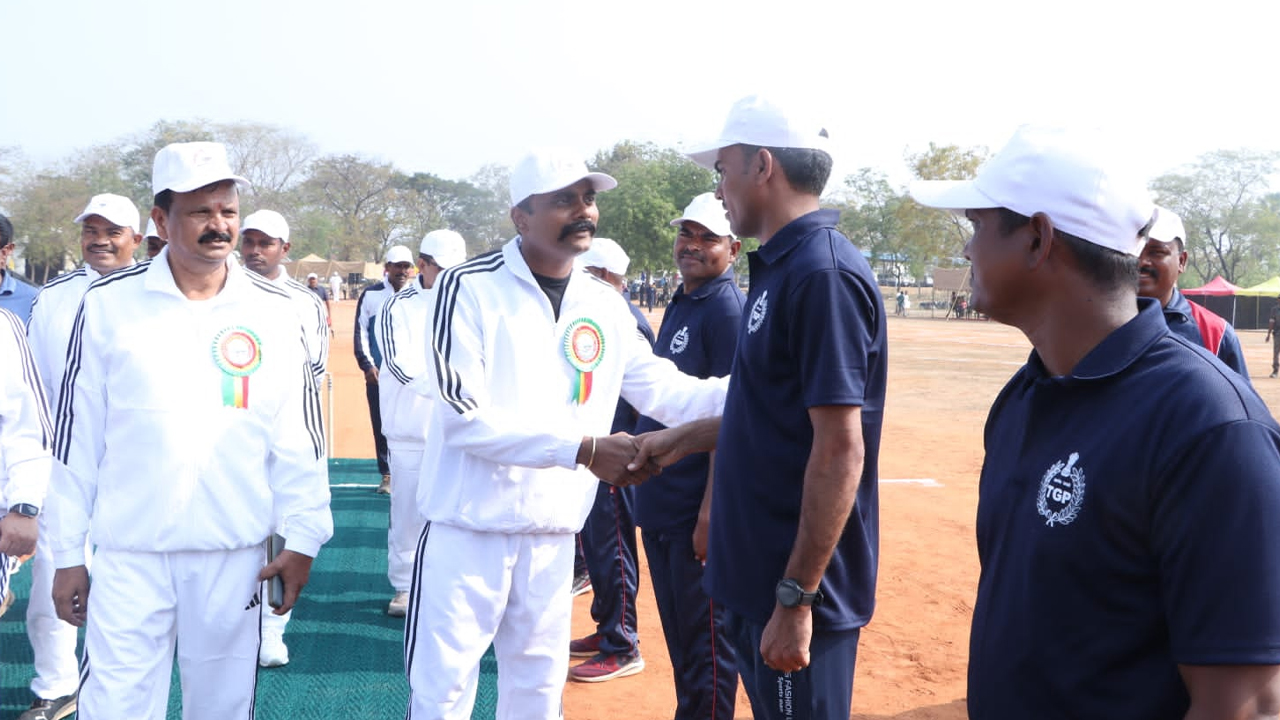 Bhadradri Kothagudem | జిల్లా పోలీస్ హెడ్ క్వార్టర్స్ లో ప్రారంభమైన వార్షిక స్పోర్ట్ మీట్