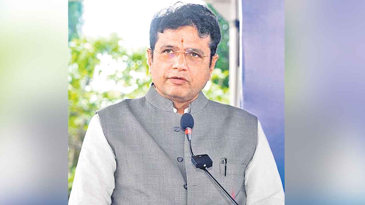 యూజీసీ ముసాయిదాపై పోరాడుతాం