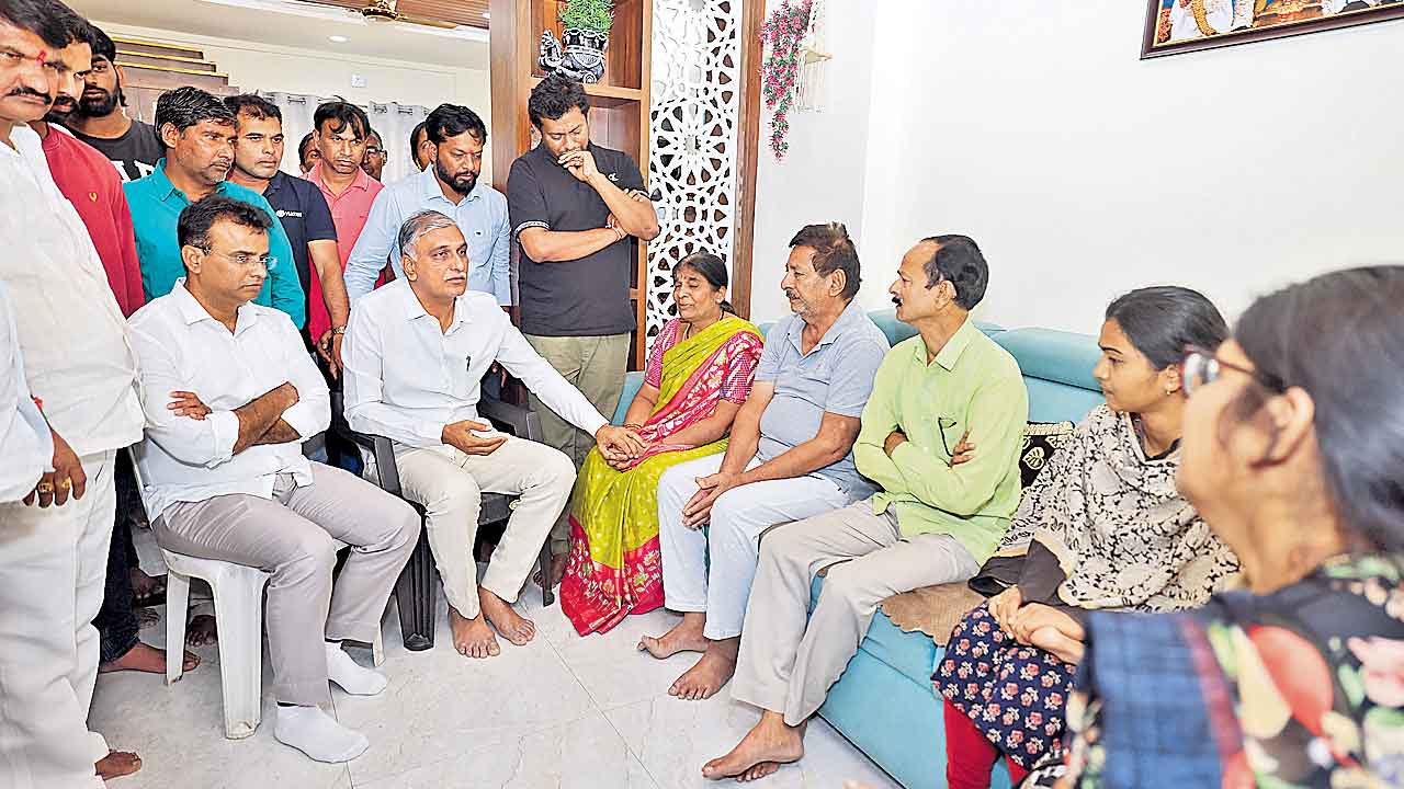 బిల్డర్‌ది సర్కారు హత్యే