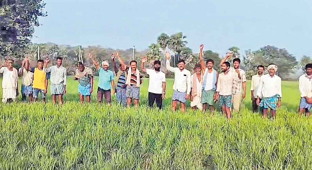 నీళ్లియ్యకపోతే గాంధీభవన్‌ ముట్టడి