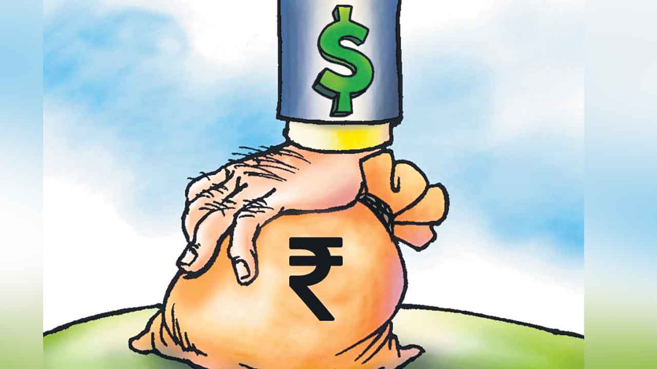 Rupee | మార్కెట్‌లో వాణిజ్య యుద్ధం భయాలు.. ఆల్‌టైమ్‌ కనిష్ఠానికి రూపాయి మారకం విలువ