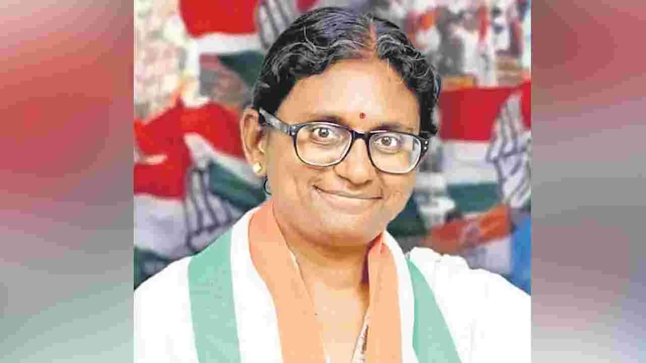 దీపాదాస్‌ మున్షీ ఔట్‌!