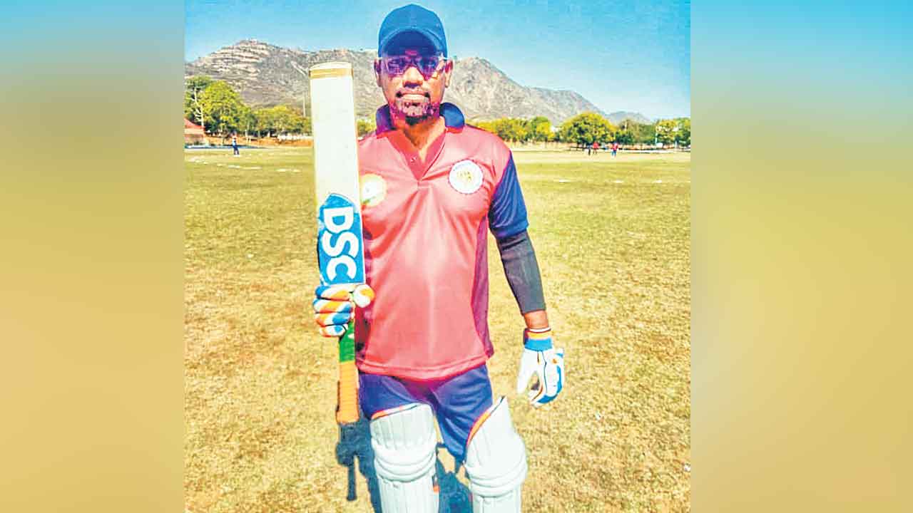 అంతర్జాతీయ క్రికెట్‌ టోర్నీకి ప్రభాకర్‌