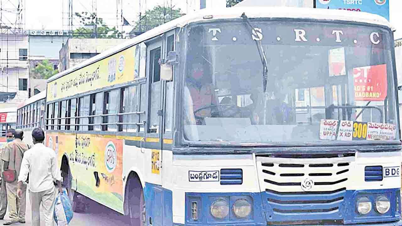 కార్మికుల సమ్మె విచ్ఛిన్నానికి కుట్రలు