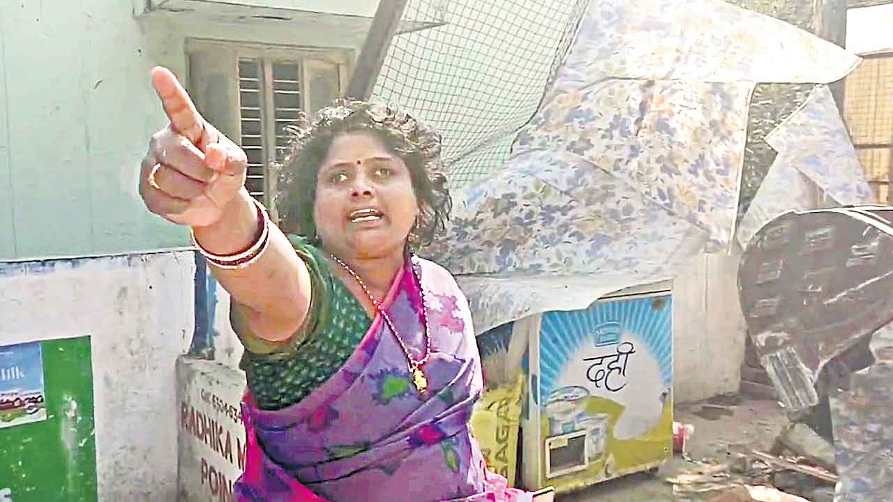 Hyderabad | నా కడుపుకొడితే మీకేమొచ్చింది.. పేదోళ్లపై పడ్డావ్‌.. కాంగ్రెస్‌ నాశనమైపోద్ది.. సీఎంపై మహిళ శాపనార్థాలు