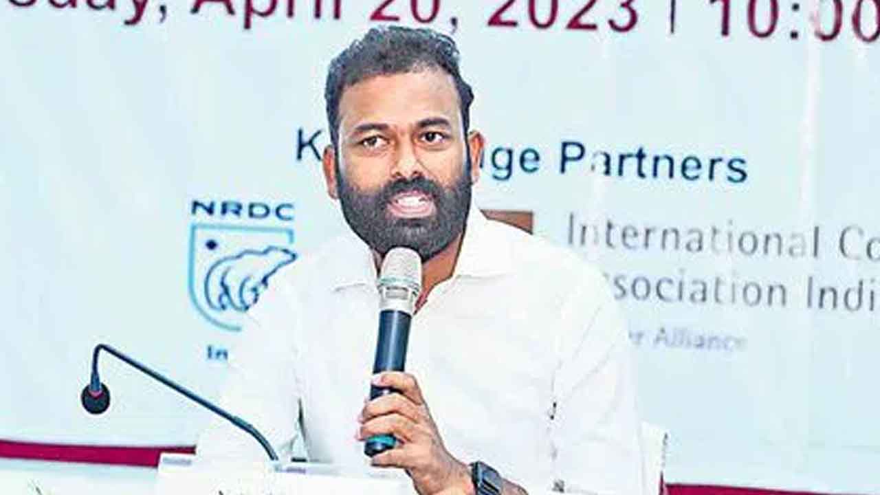 రెడ్ల పాలిట భస్మాసుర హస్తం రేవంత్‌రెడ్డి