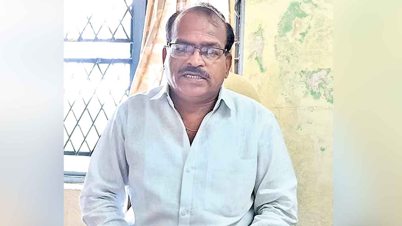 తహసీల్దార్‌కు సైబర్‌ నేరగాళ్ల బురిడీ!