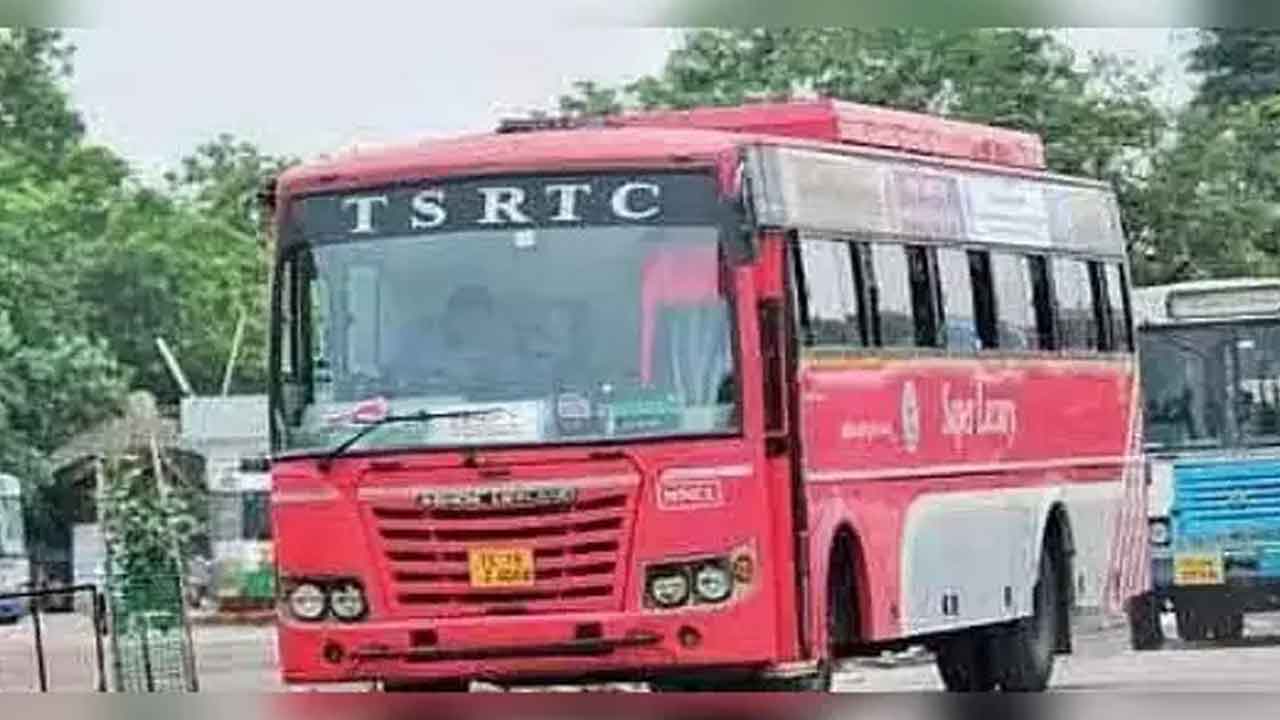 ప్రత్యేక బస్సుల పేరుతో అదనపు చార్జీలు