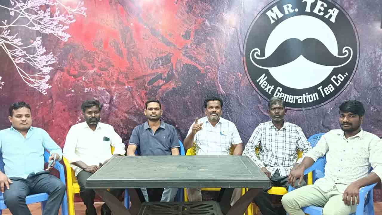 Achchampet | అచ్చంపేట ఎంఈఓపై పెట్టిన అక్రమ కేసును ఎత్తివేయాలి.. అంబేద్కర్ సంఘం జిల్లా అధ్యక్షులు జక్కా బాలకృష్ణయ్య