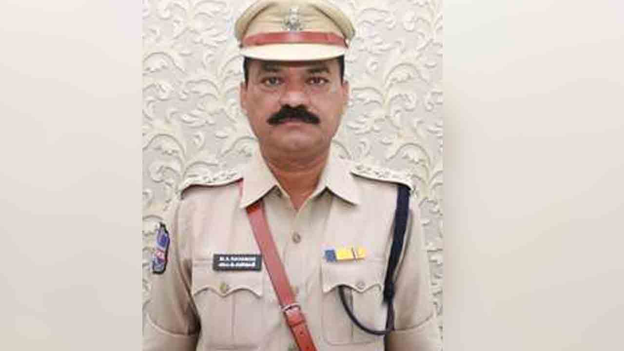 ACP Rahman | సోషల్ మీడియాలో అనుచిత పోస్టులు పెడితే చర్యలు తప్పవు : వైరా ఏసీపీ రహెమాన్