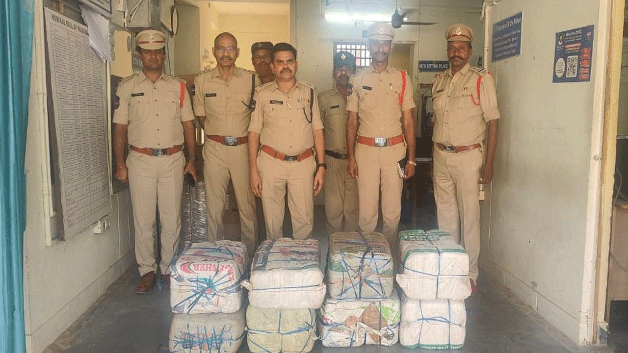 రూ.90 లక్షల విలువైన గంజాయి పట్టివేత