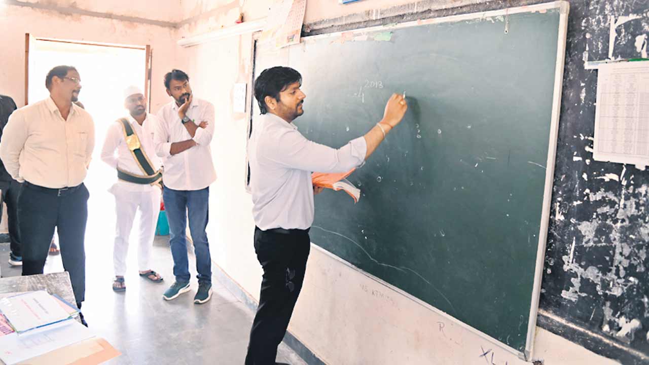 ‘పది’లోఉత్తమ ఫలితాలు సాధించాలి