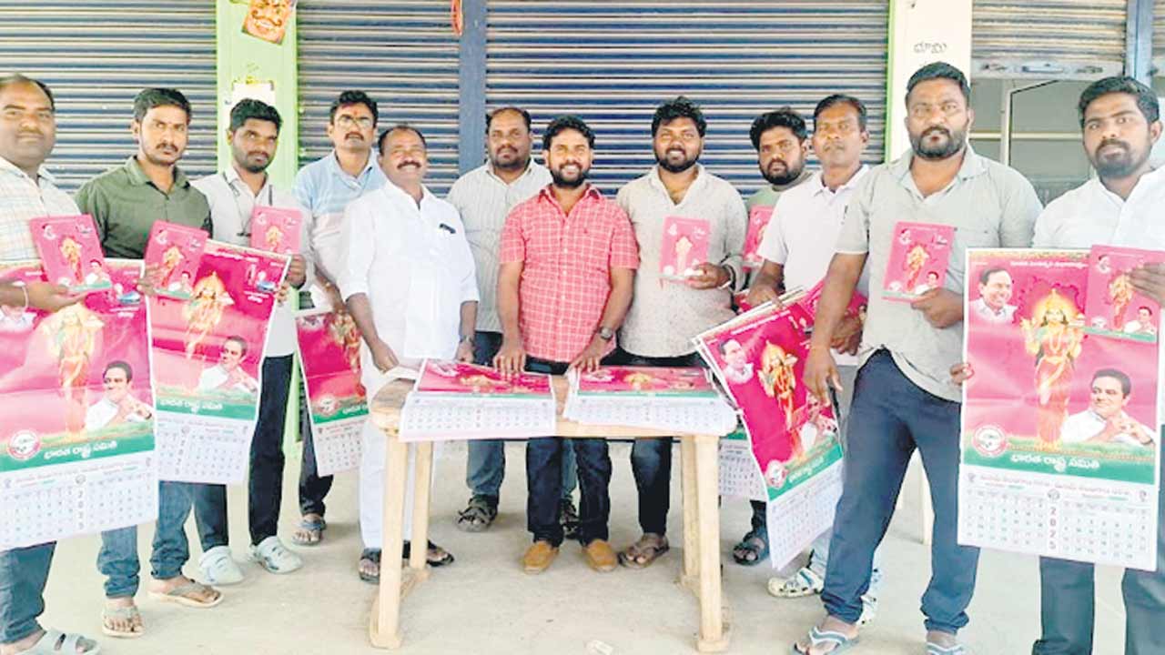 నలభై వేల ఉద్యోగాలు ఏమయ్యాయి?