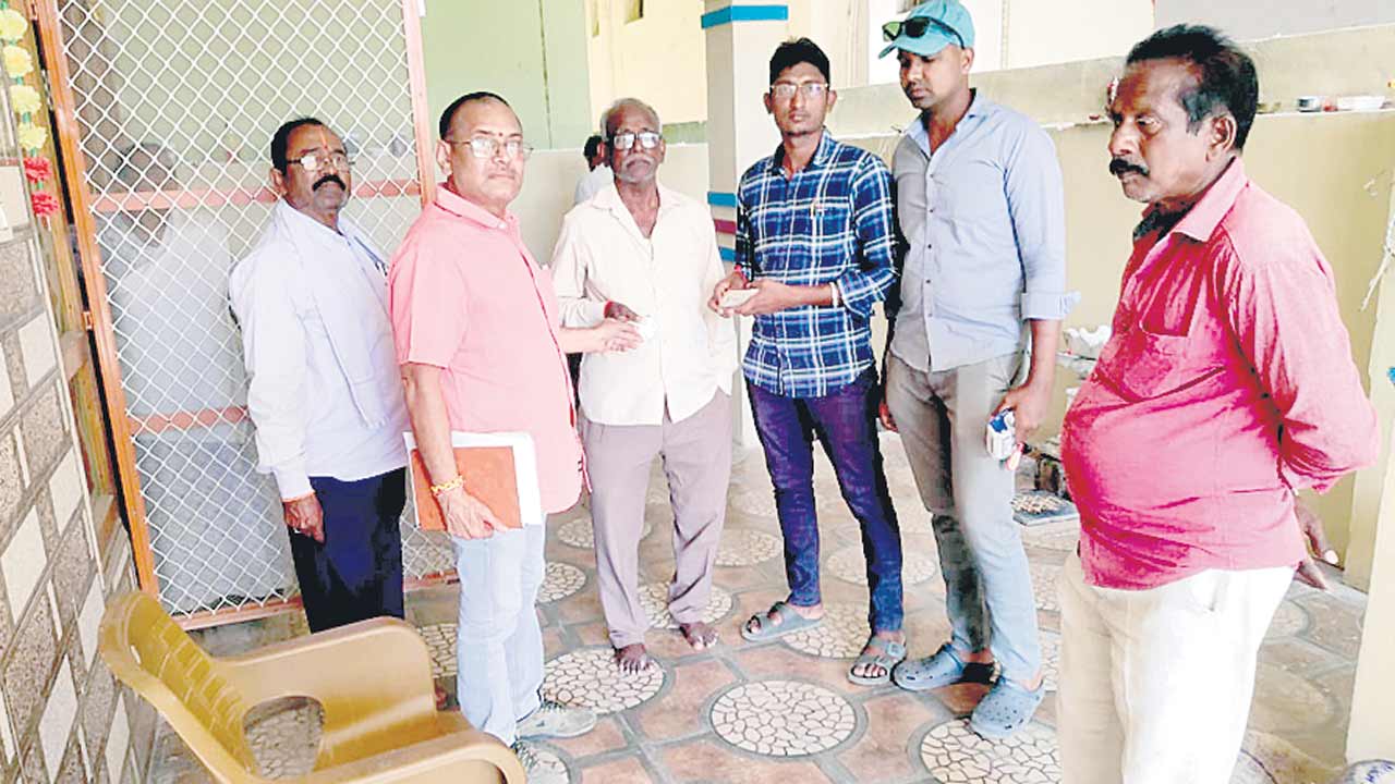 పన్నుల వసూళ్లే లక్ష్యంగా..