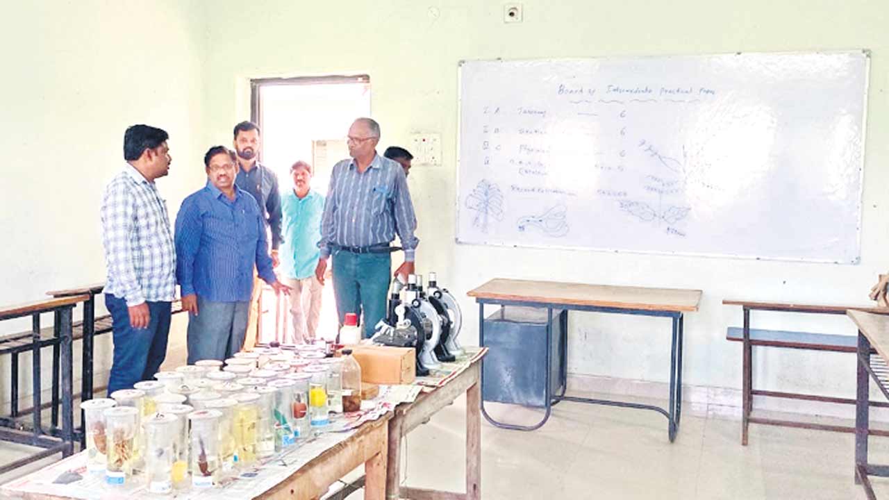 నేటి నుంచి ఇంటర్‌ ప్రాక్టికల్‌ పరీక్షలు