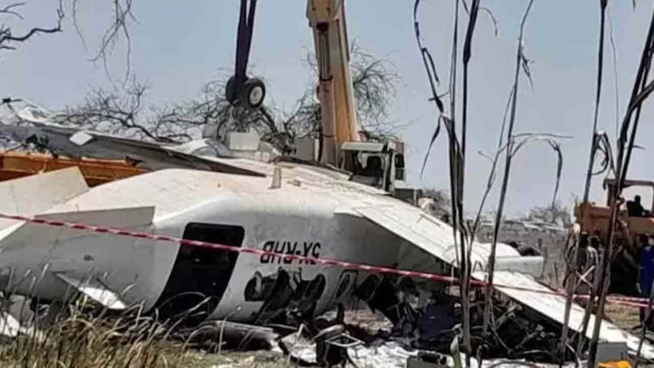 Military Aircraft Crashes | కూలిన సైనిక విమానం.. 46 మంది మృతి
