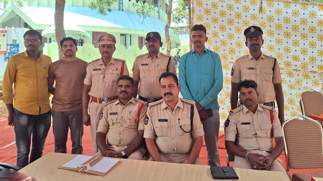 Srisailam Brahmotsavam | భారీ బందోబస్తు మధ్య శ్రీశైలం బ్రహ్మోత్సవాలు విజయవంతం : డీఎస్పీ రామంజి నాయక్‌