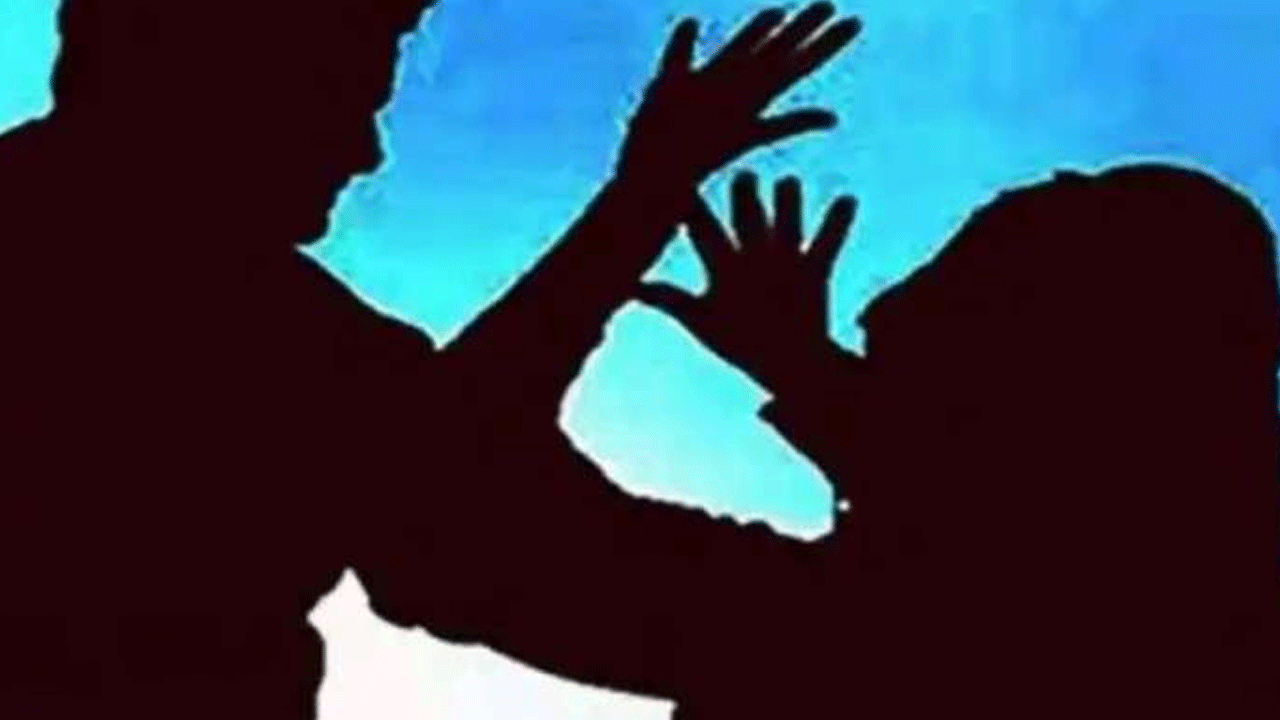 Hyderabad | ఆ అమ్మాయిని ప్రేమిస్తున్నా.. పెళ్లి చేసుకోనే ఆలోచ‌న ఉంటే మానుకో..