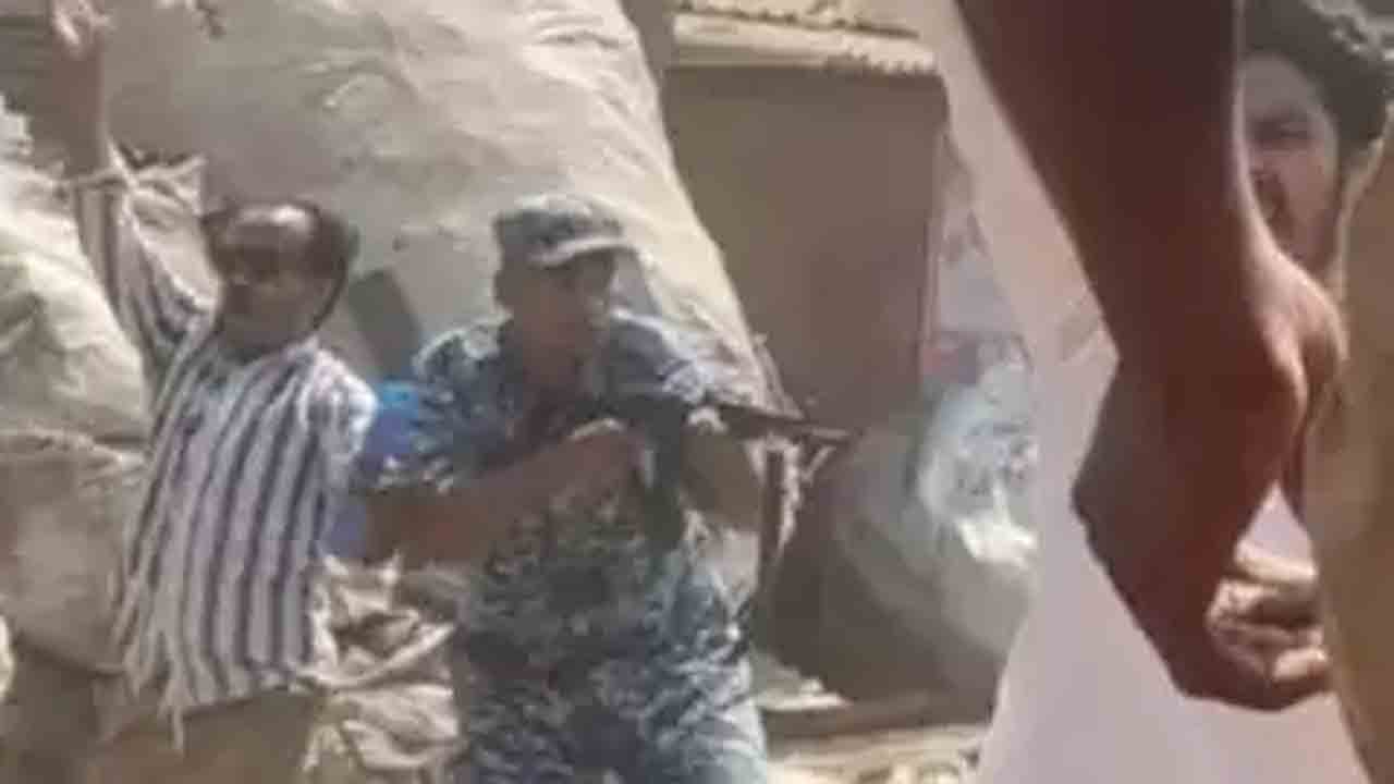 Bangladesh | బంగ్లాదేశ్ వైమానిక స్థావరంపై మెరుపుదాడి.. ఒకరు మృతి