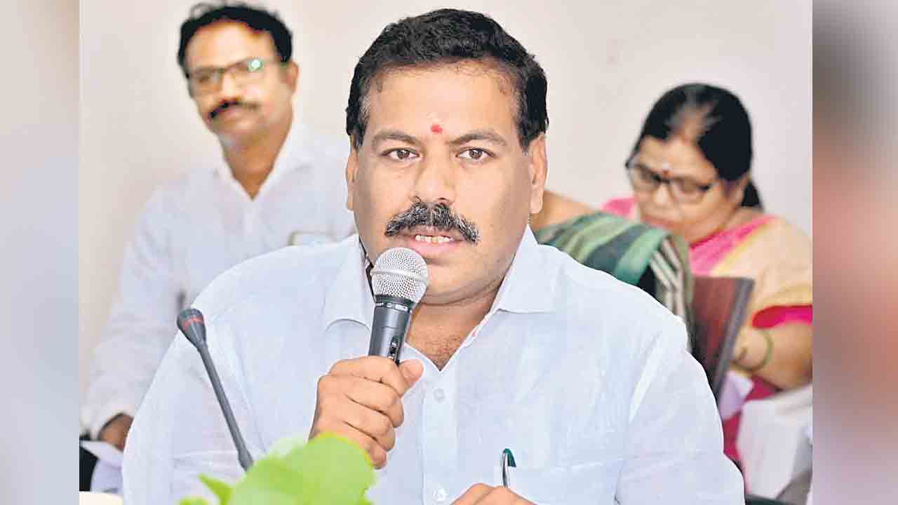 ప్రభుత్వ నిర్లక్ష్యమే ప్రమాదానికి కారణం