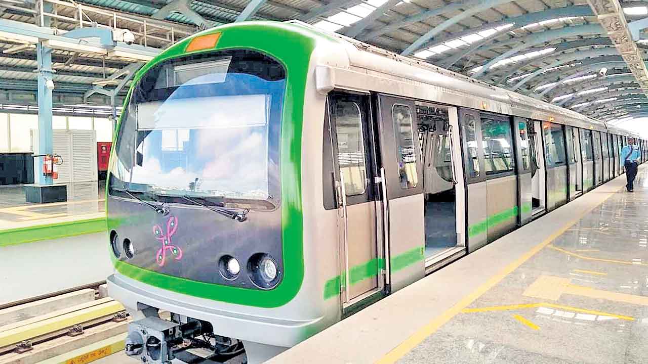 Bengaluru Metro | బెంగళూరు మెట్రో చార్జీల పెంపుపై భగ్గు.. ఎక్స్లో ట్రెండింగ్లో బాయ్కాట్ మెట్రో