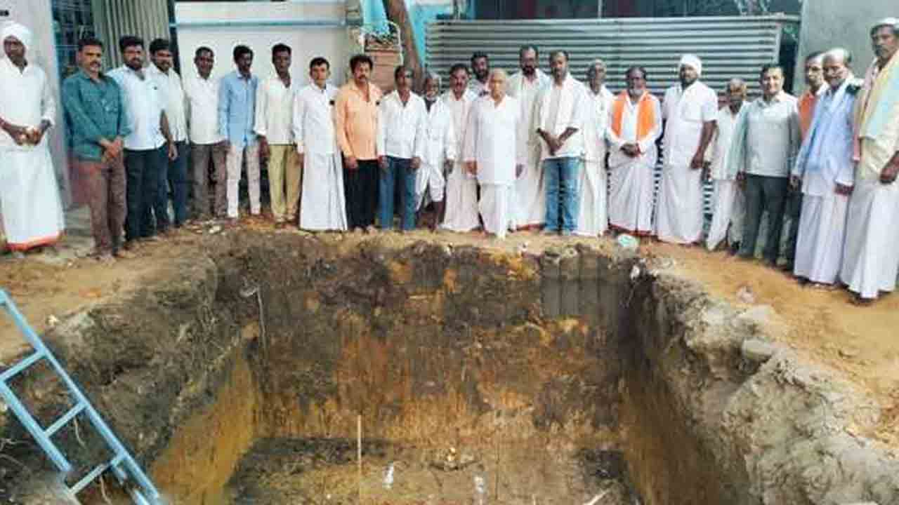 Pochamma temple | బోధన్‌లో పెద్ద పోచమ్మ ఆలయ పునర్నిర్మాణ పనులకు భూమి పూజ