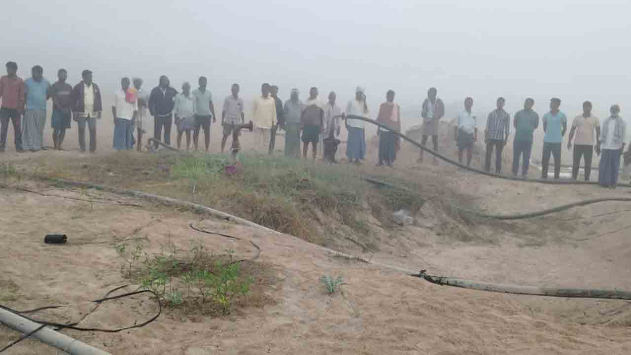 Bikkeru Vagu | పంట ఎండిపోతున్నది.. బిక్కేరులోకి గోదావరి నీళ్లను వదలండి