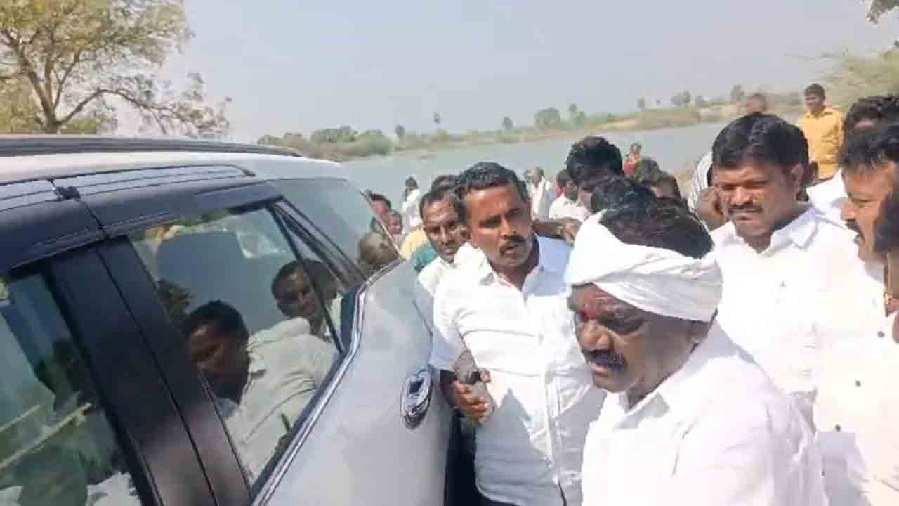 ఎమ్మెల్యే సామేల్‌కు అసమ్మతి సెగ