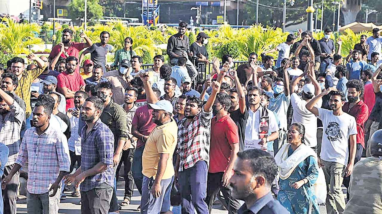 అటకెక్కిన కాంగ్రెస్‌ యూత్‌ డిక్లరేషన్‌