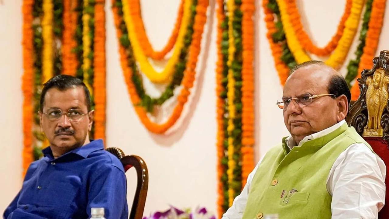 Delhi | ఎన్నికల ఫలితాలకు ముందు ఢిల్లీలో హైడ్రామా.. అరవింద్‌ కేజ్రీవాల్‌ ఇంటికి ఏసీబీ బృందం..!