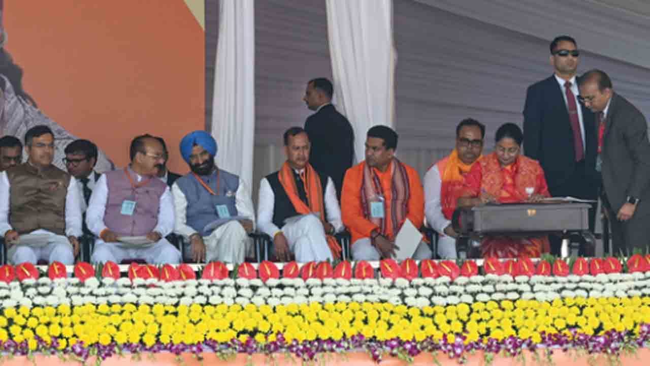 criminal cases | ఢిల్లీ సీఎం రేఖా గుప్తాతో సహా ఐదుగురు మంత్రులపై క్రిమినల్‌ కేసులు