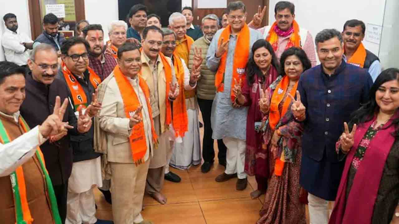 Delhi Oath | రేపే ఢిల్లీ సీఎం ప్రమాణం.. గెస్ట్‌ లిస్ట్‌లో గిగ్‌ వర్కర్లు, ఆటో డ్రైవర్లు, రైతులు..